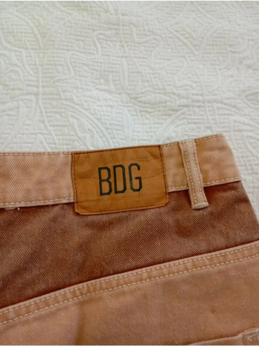 BDG Urban Outfitters Skater Shorts Tan & Brown Colorblock Frayed Hem Size 31